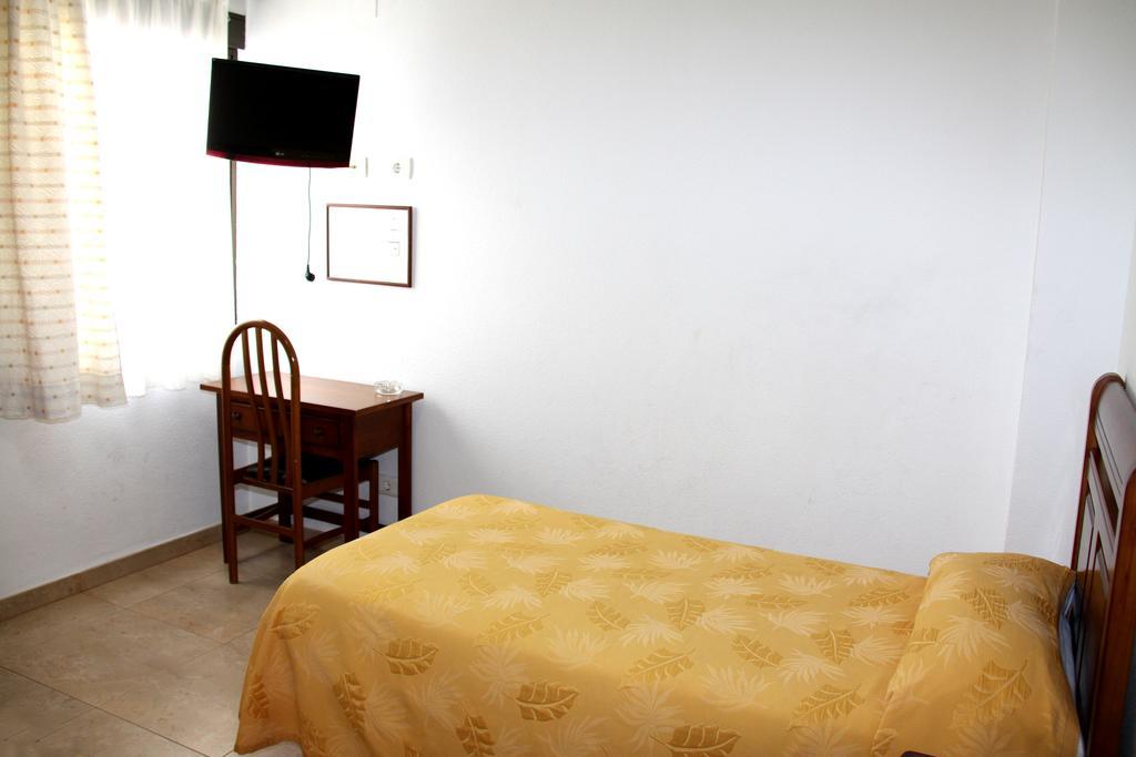Vila-real Hostal Restaurante La Masia חדר תמונה